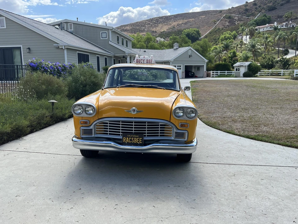 1969 Checker - Image 10 of 31
