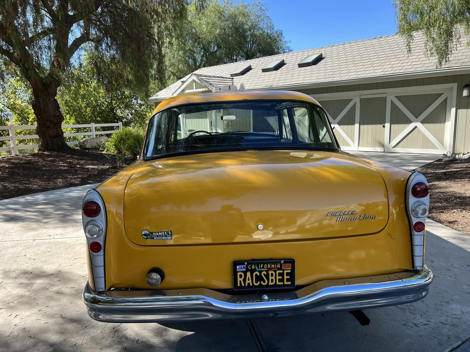 1969 Checker - Image 6 of 31