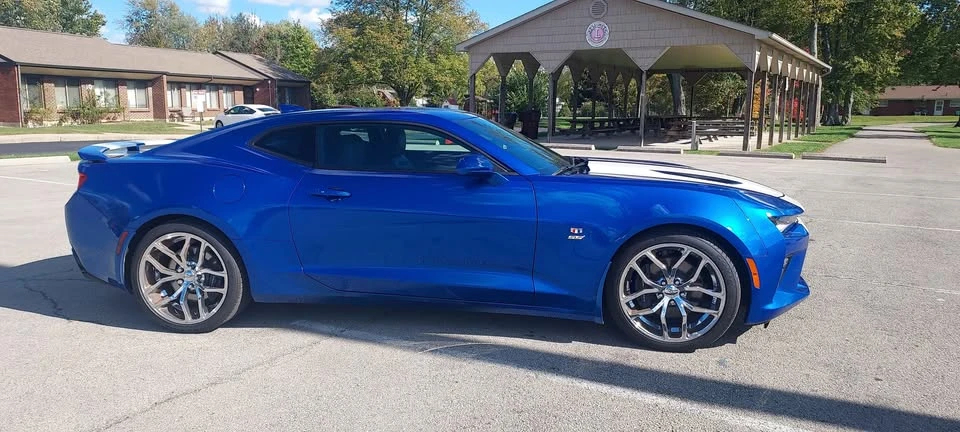 2018 Chevrolet Camaro SS 6th Gen - Image 5 of 10