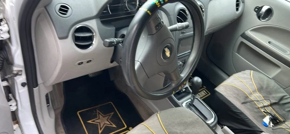 Chevrolet HHR - Image 7 of 10