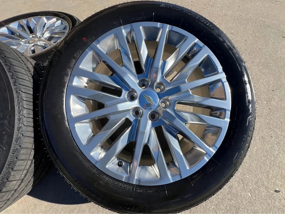 2025 Chevrolet Silverado 4th Gen - Image 3 of 10