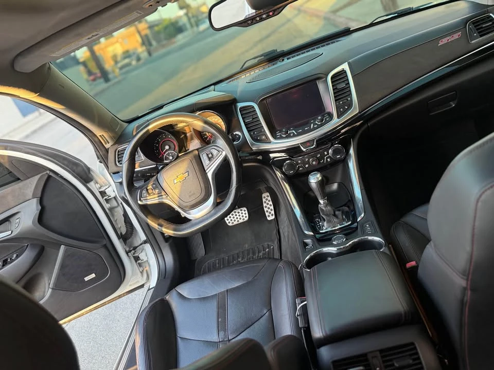 2015 Chevrolet SS - Image 7 of 9