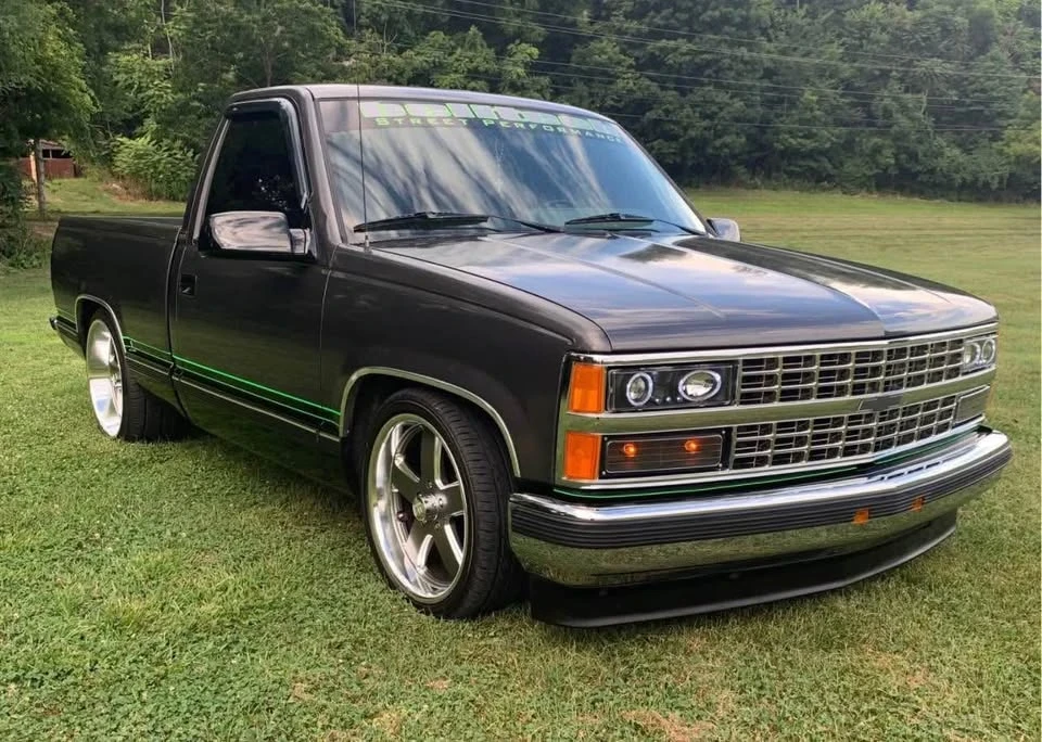 1992 Chevrolet Silverado - Image 2 of 10