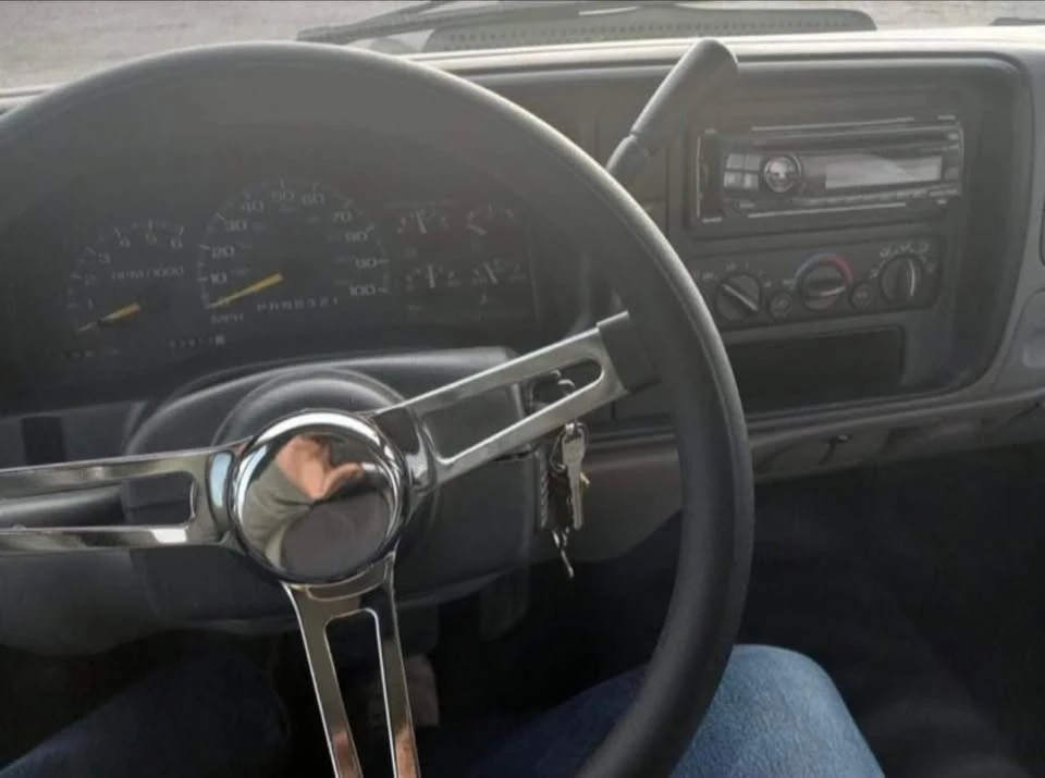 1997 Chevrolet Silverado - Image 5 of 9