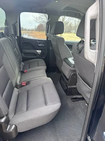 2019 Chevrolet Silverado - Image 10 of 14