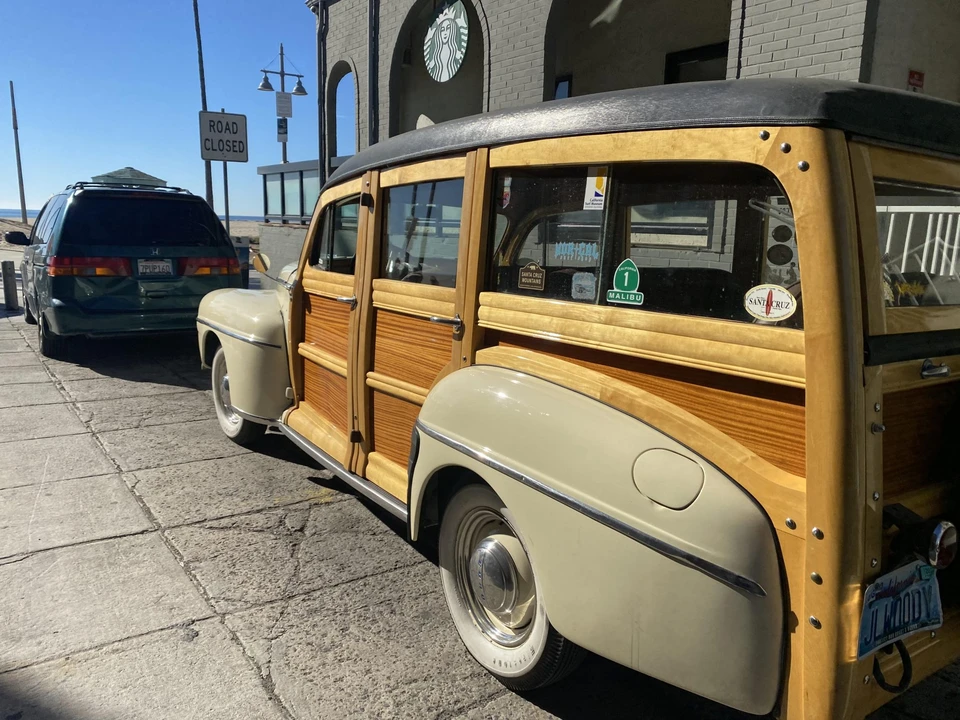 1947 Ford Standard & Deluxe & Super Deluxe - Image 27 of 31