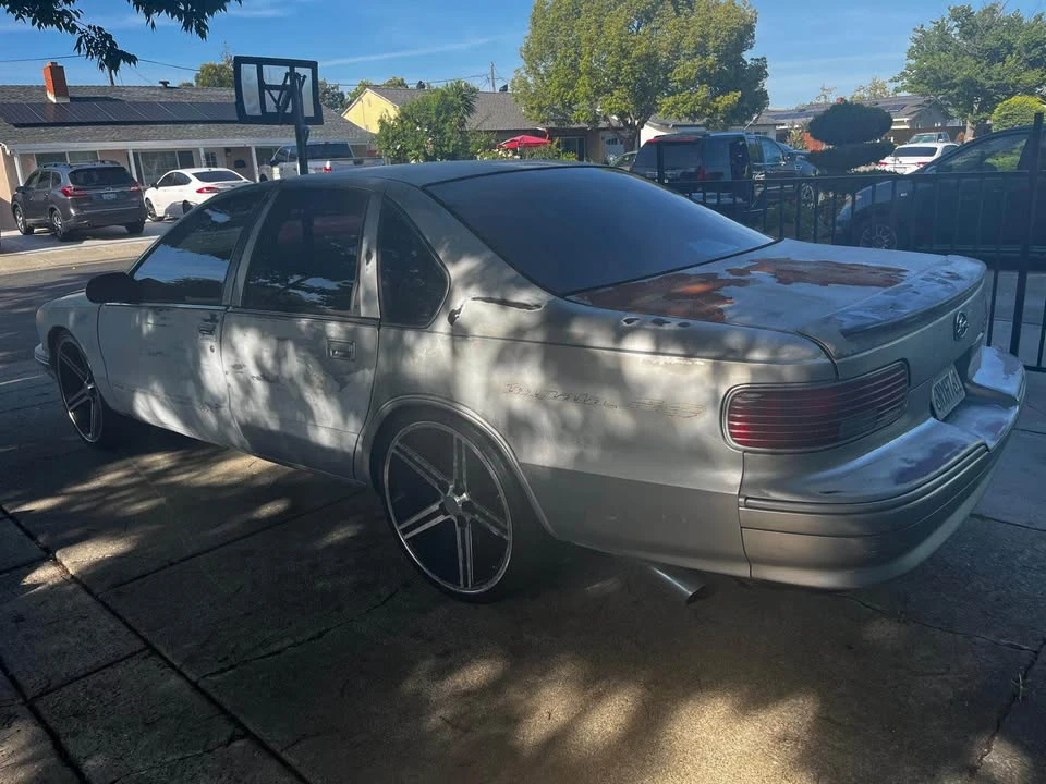1995 Chevrolet Impala 7th Gen - Image 5 of 6