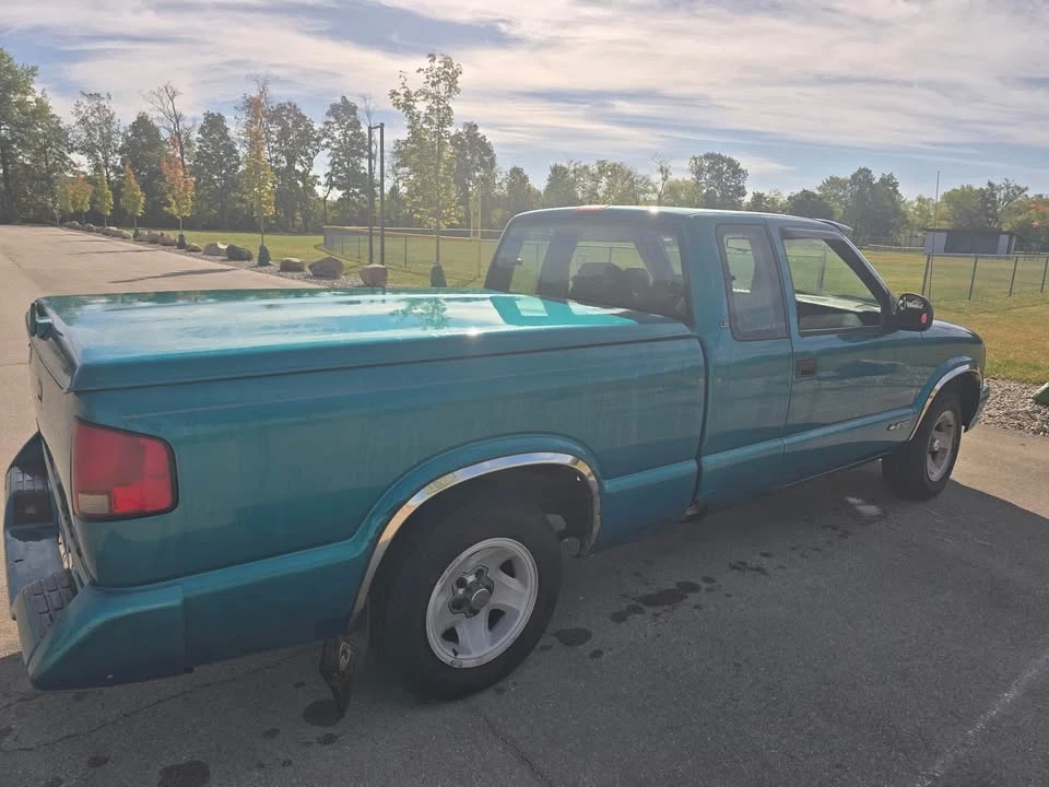 1996 Chevrolet S-10 - Image 3 of 9