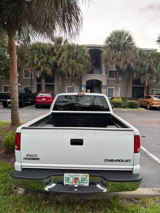 2003 Chevrolet S-10 - Image 6 of 10