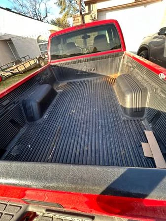 2003 Chevrolet S-10 - Image 2 of 10