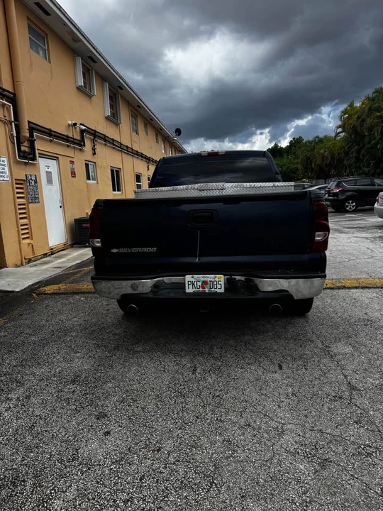 2006 Chevrolet Silverado 1st Gen - Image 2 of 2