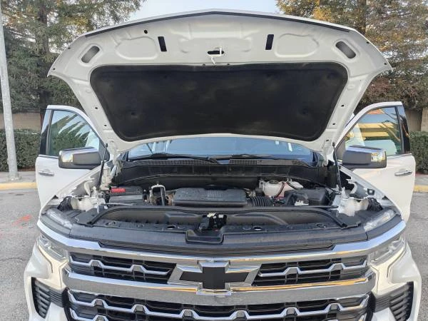 2026 Chevrolet Silverado 4th Gen - Image 13 of 16