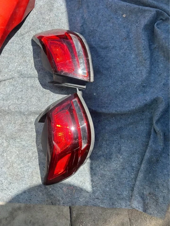 Chevrolet SS - Image 2 of 7