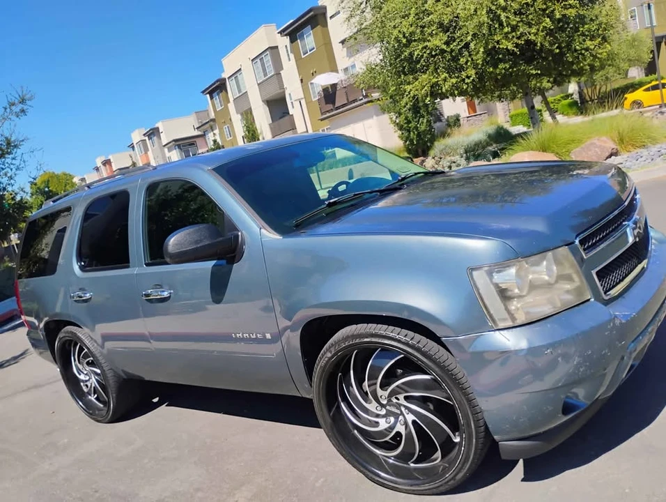 2008 Chevrolet Tahoe 3rd Gen - Image 10 of 10