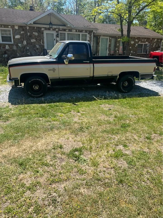 Chevrolet Pickup - Image 3 of 7