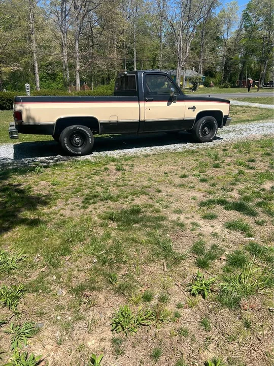 Chevrolet Pickup - Image 2 of 7