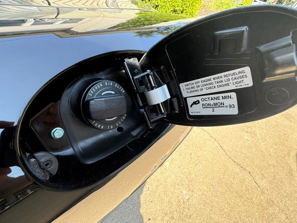 1999 Porsche 996 Carrera - Image 10 of 31