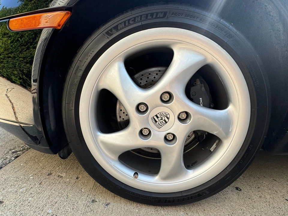 1999 Porsche 996 Carrera - Image 15 of 31