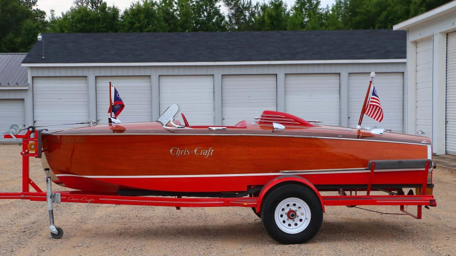 Chris-Craft - Image 11 of 12