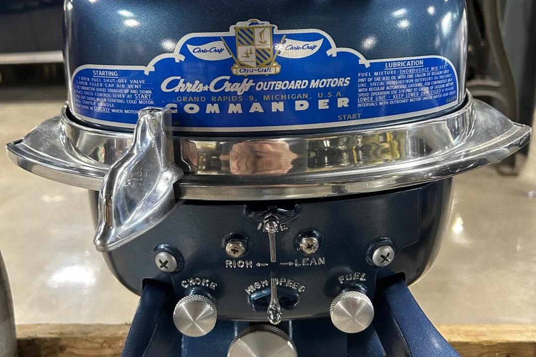 Parts & Memorabilia Engines - Image 3 of 5