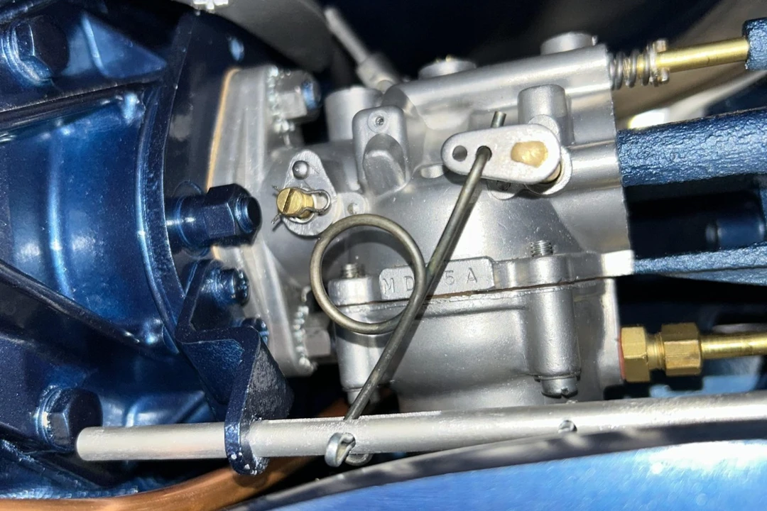 Parts & Memorabilia Engines - Image 4 of 5