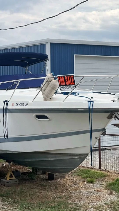 Chris-Craft - Image 7 of 10