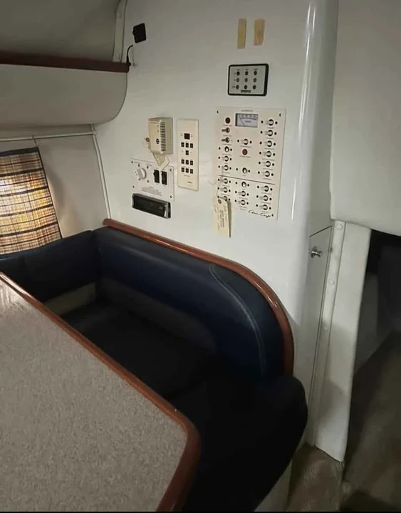 Chris-Craft - Image 4 of 10