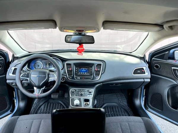 2016 Chrysler 200 - Image 4 of 6
