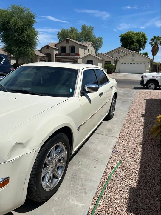 2006 Chrysler 300 (2005-2023) - Image 3 of 8