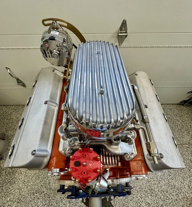 Parts & Memorabilia Engines - Image 13 of 31