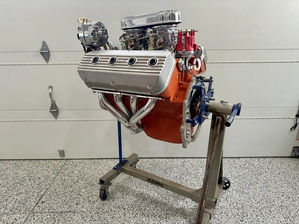 Parts & Memorabilia Engines - Image 7 of 31