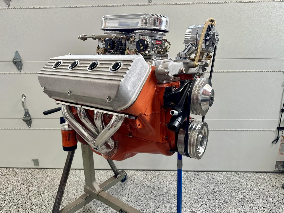 Parts & Memorabilia Engines - Image 2 of 31