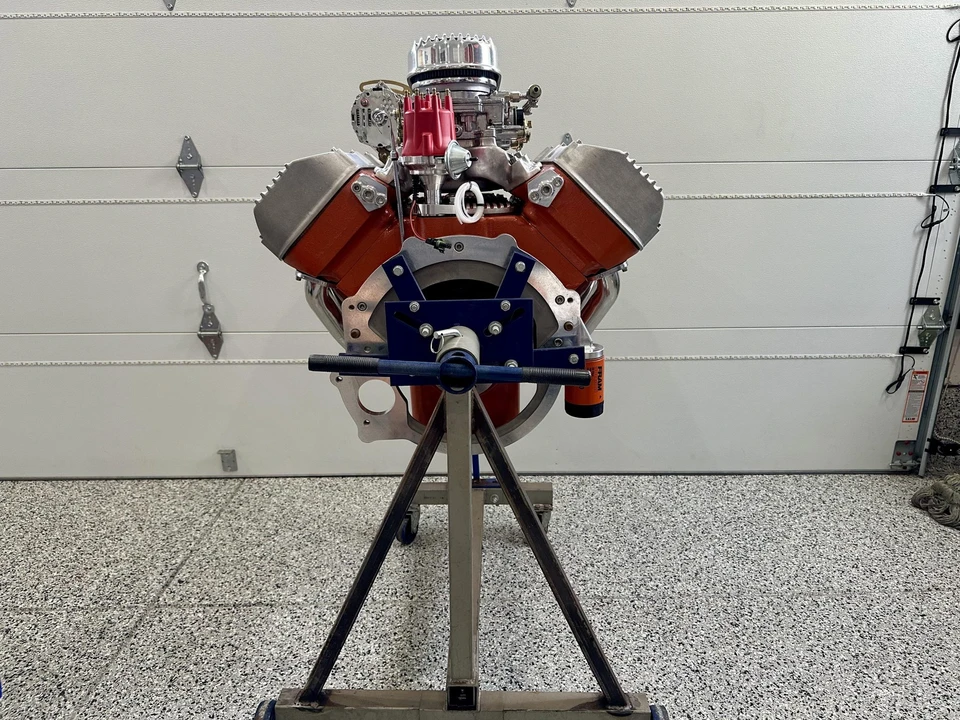 Parts & Memorabilia Engines - Image 8 of 31