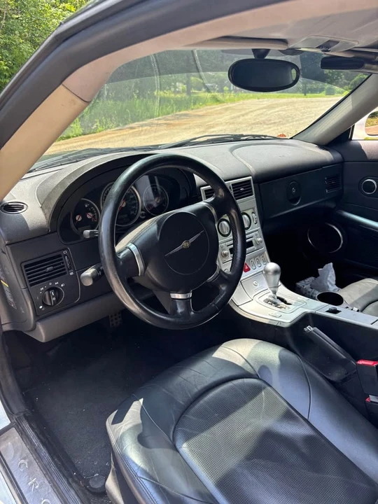 2004 Chrysler Crossfire - Image 7 of 8