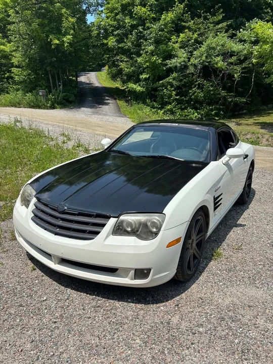 2004 Chrysler Crossfire - Image 2 of 8