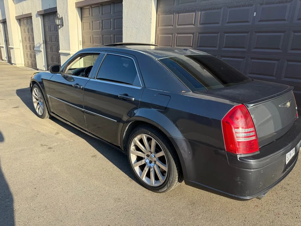 2007 Chrysler 300 (2005-2023) - Image 2 of 7