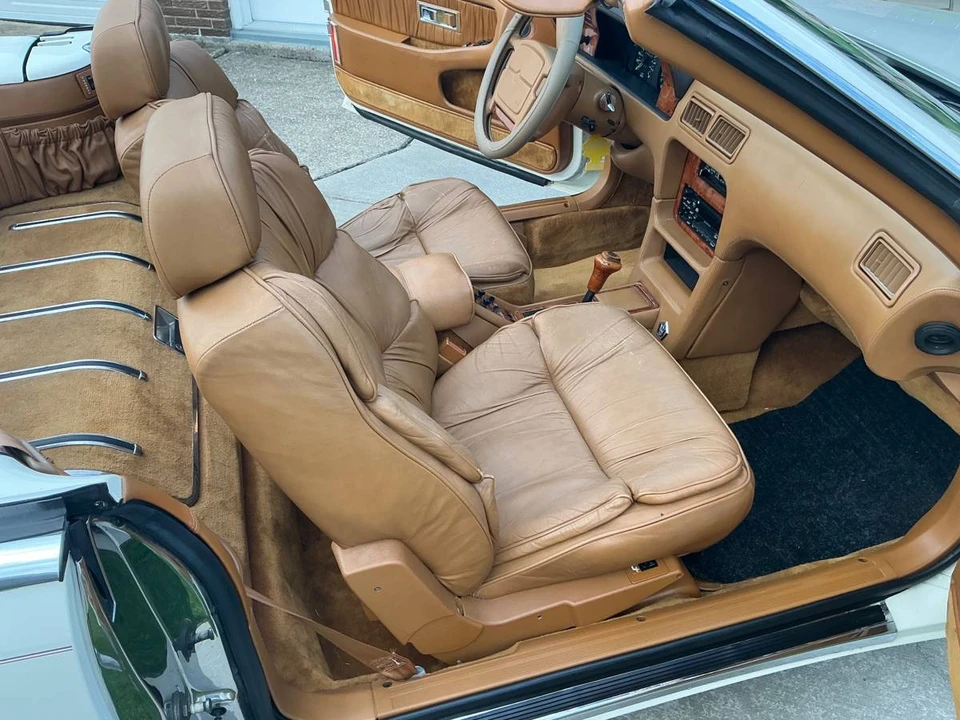 1990 Chrysler TC by Maserati - Image 3 of 5