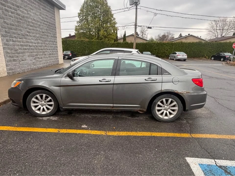 2012 Chrysler 200 - Image 2 of 4