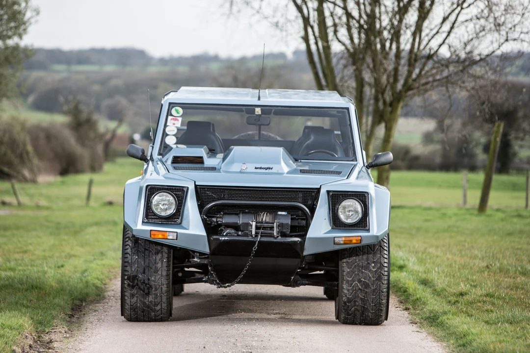 1987 Lamborghini LM002 - Image 3 of 21