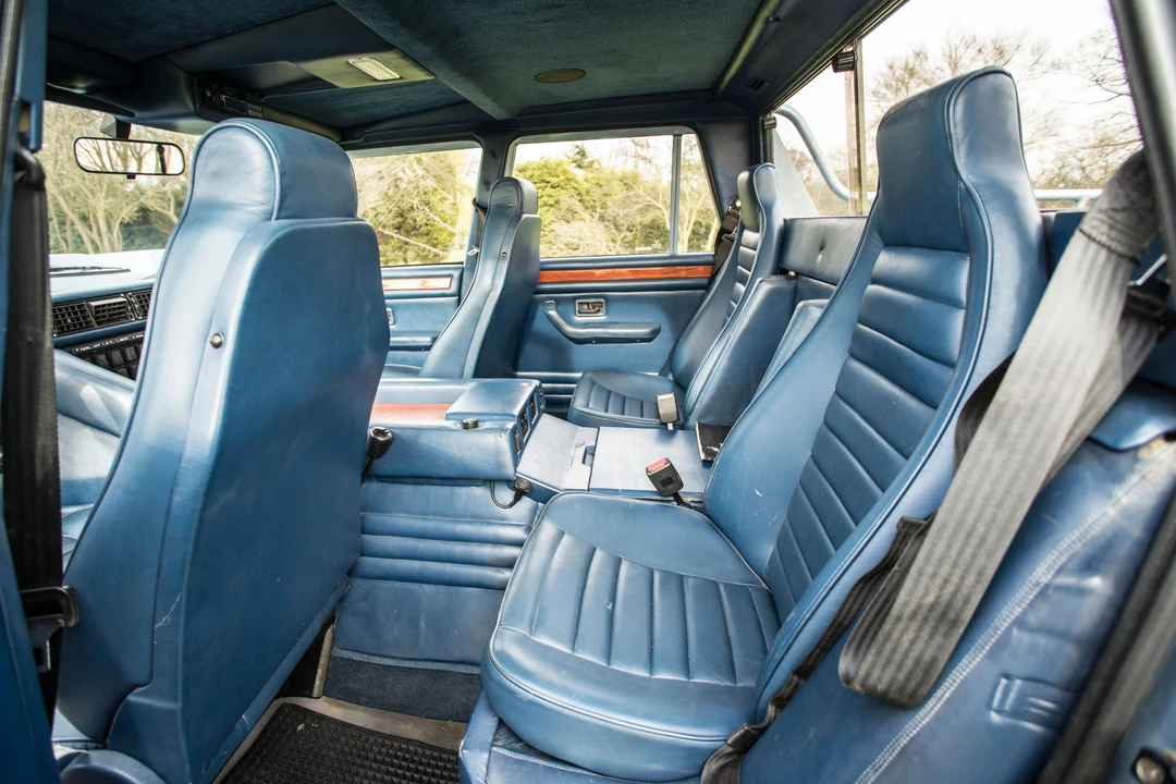 1987 Lamborghini LM002 - Image 9 of 21
