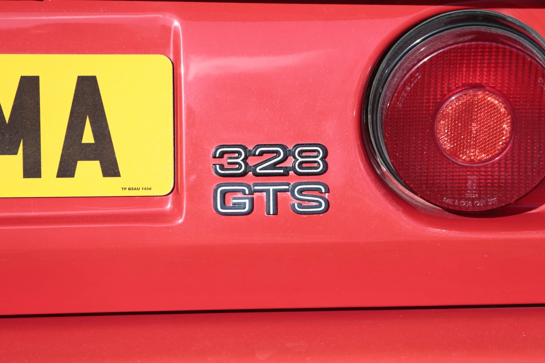 1988 Ferrari 328 GTS - Image 11 of 18