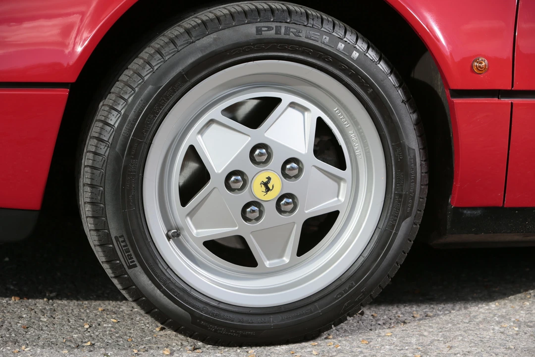 1988 Ferrari 328 GTS - Image 2 of 18