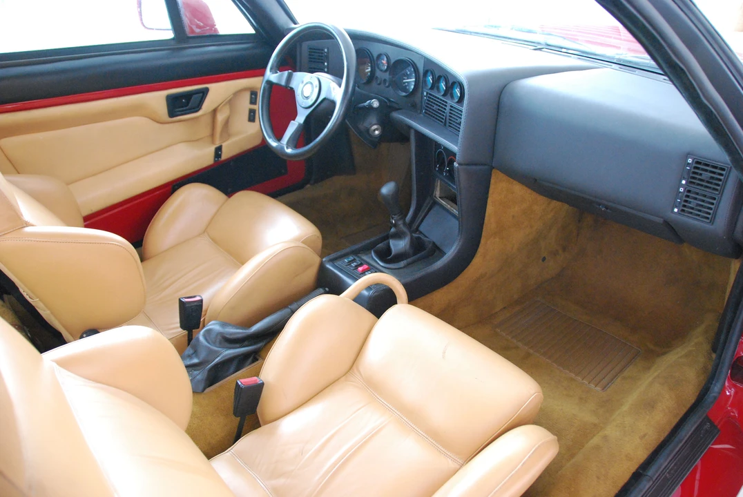 1991 Alfa Romeo SZ - Image 7 of 10
