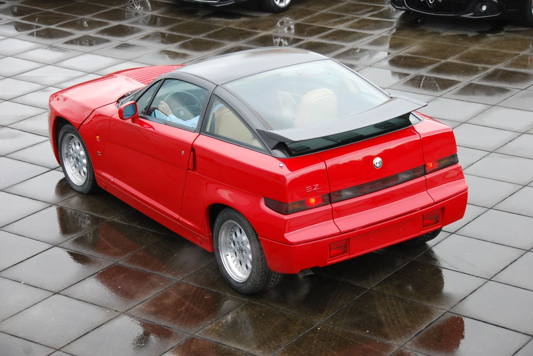 1991 Alfa Romeo SZ - Image 8 of 10