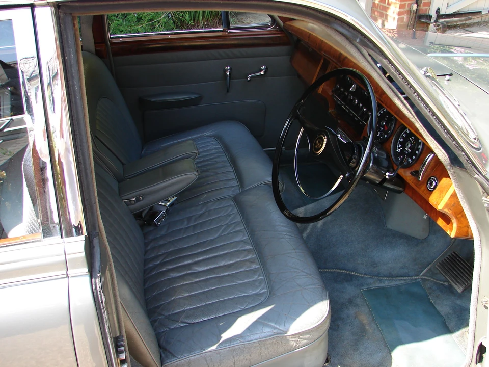 1965 Daimler - Image 8 of 9