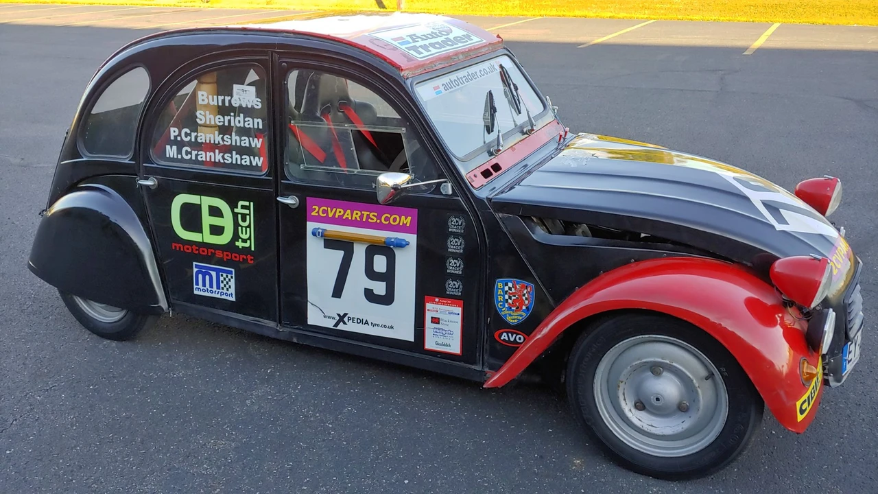 Citroen 2CV - Image 7 of 31