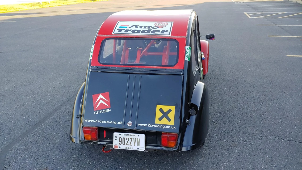 Citroen 2CV - Image 4 of 31