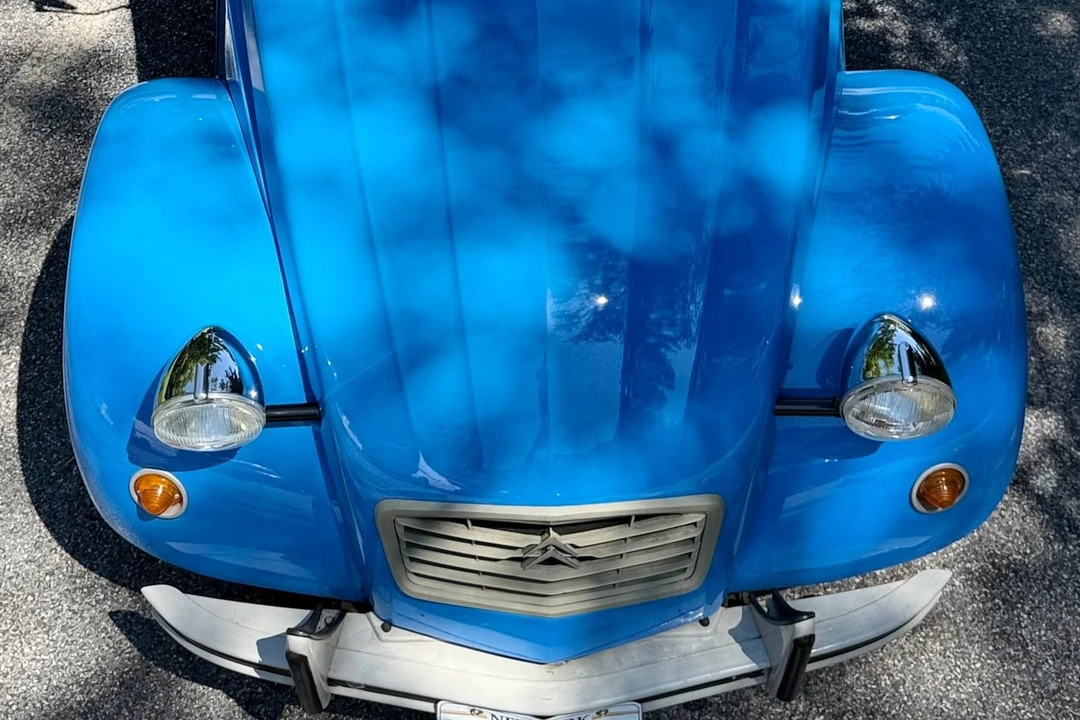 Citroen 2CV - Image 8 of 31