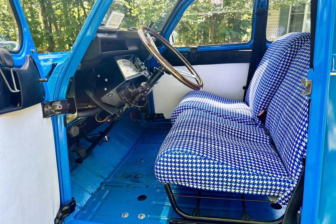 Citroen 2CV - Image 18 of 31
