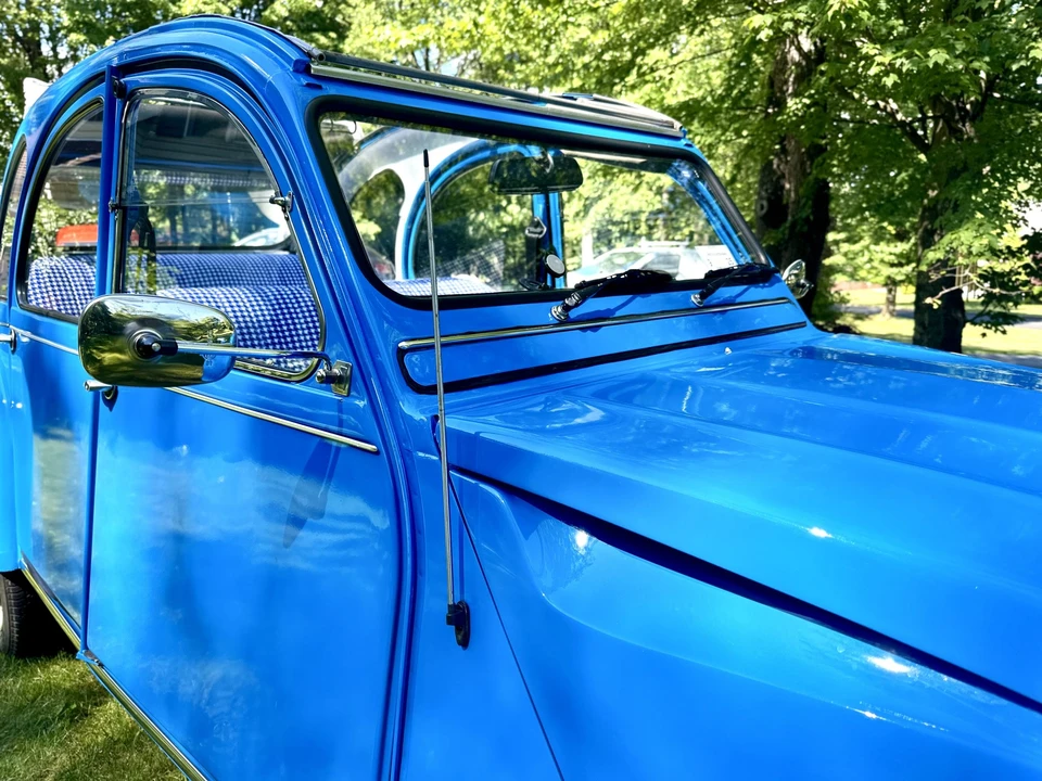 Citroen 2CV - Image 15 of 31